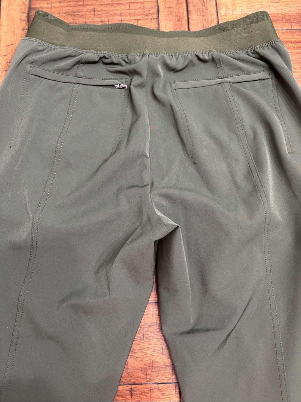 Athleta Dark Green Cargo Performance Pants - Picture 6 of 7
